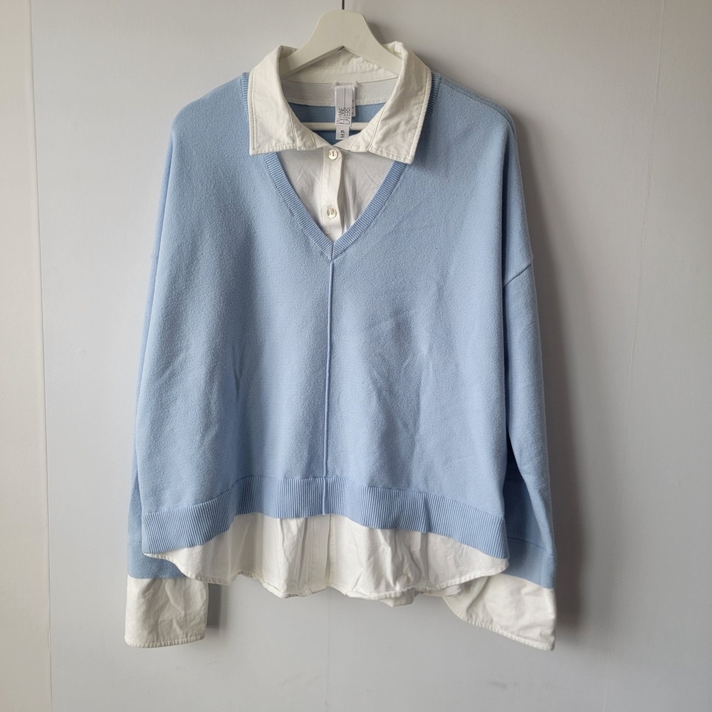 WynneLayers Soft knit Mixed Media Sweater size XL with Lapel Collar‎ Blue/White